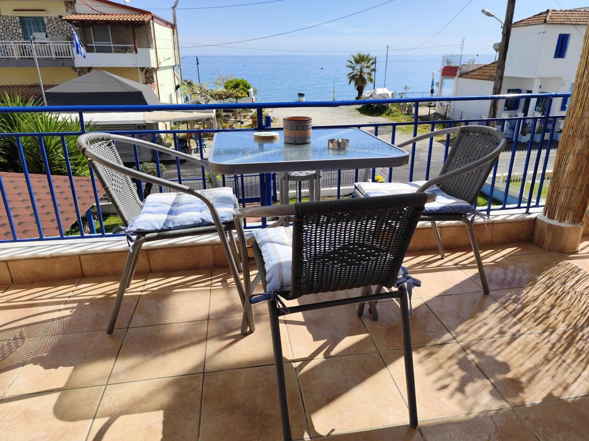 Mana Mia Seaside Apartments Лептокария Экстерьер фото